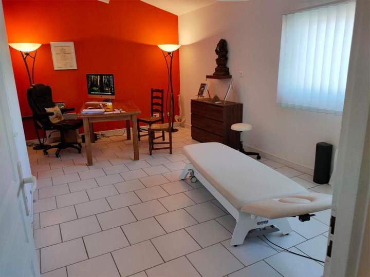 Ostéopathie pédiatrique, Coustellet