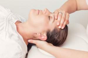 Séance d'ostéopathie pédiatrique, Coustellet